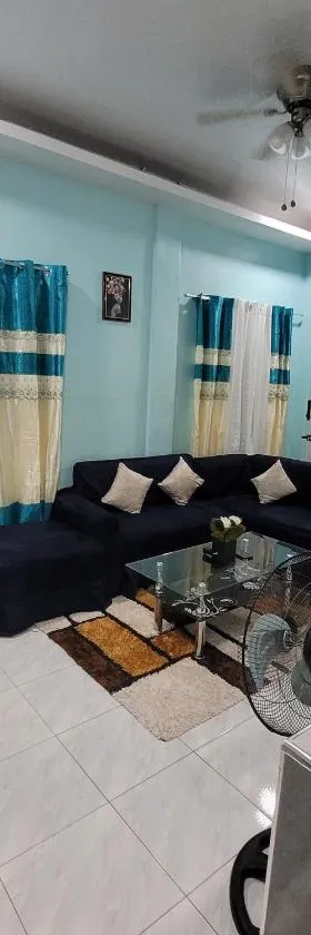 Jens Samal Vacation Rental - Centrally Located - Fully Furnished 2br WIFI，位于Babak的酒店