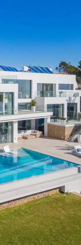 Blue Sky Mallorca Luxury Villa，位于安德拉特斯的酒店