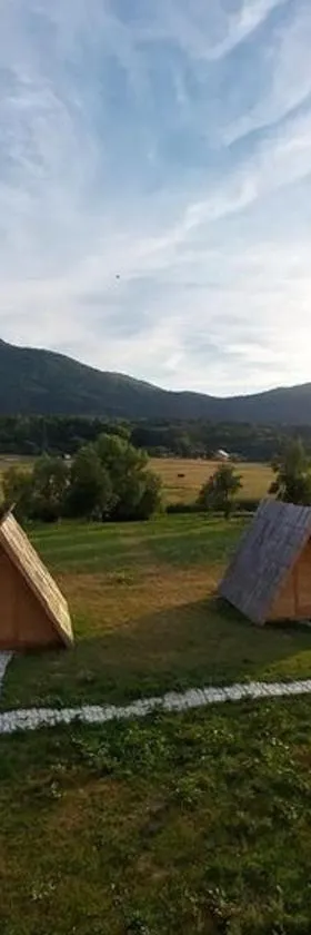 Lika Sunset，位于Ličko Lešće的酒店