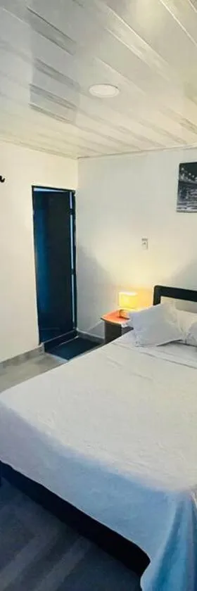 Hermosa casa de campo en Barbosa，位于巴尔博萨的酒店