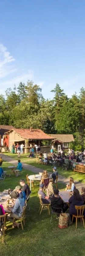 STF Tivedstorp，位于Tivedstorp的酒店