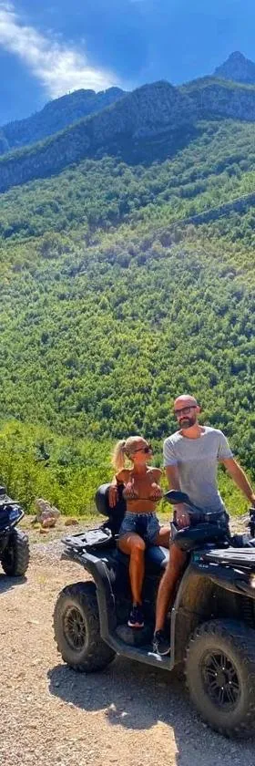 Holiday Resort Zlatni Dol Mostar，位于Goranci的酒店