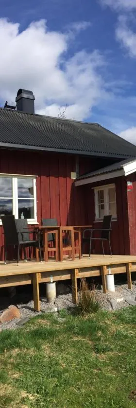 Stuga vid viltåker nära norska gränsen，位于斯特伦斯塔德的酒店