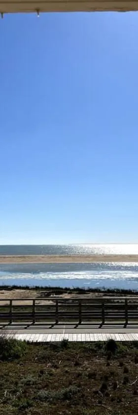 Appartement vu mer，位于滨海拉福特的酒店