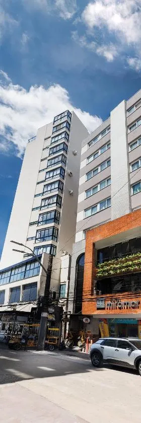 Miramar Hotel，位于巴拉奈里奥-坎布里乌的酒店