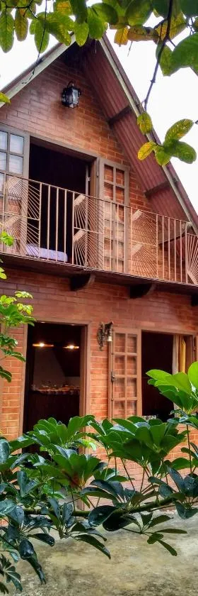 Chalet confortável na cidade das estrelas，位于圣玛丽亚-马达莱纳的酒店