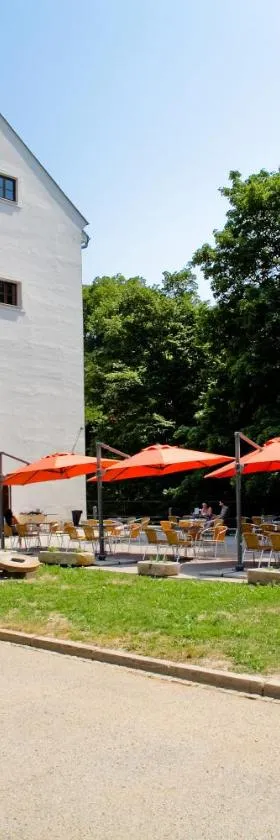 Hotel Zámecká Sýpka，位于布兰斯科的酒店