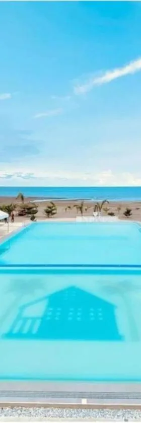 LaSersita Casitas and Water Spa Beach Resort by Cocotel，位于Balugo的酒店