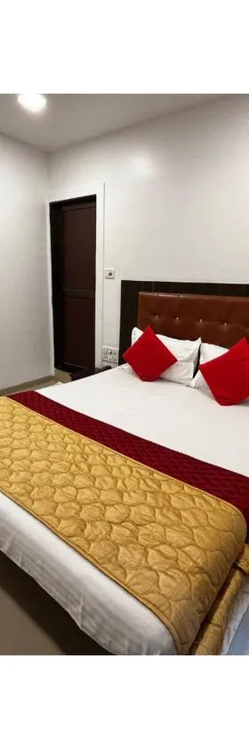 Hotel Borivali Executive - Near Borivali Railway Station，位于孟买的酒店