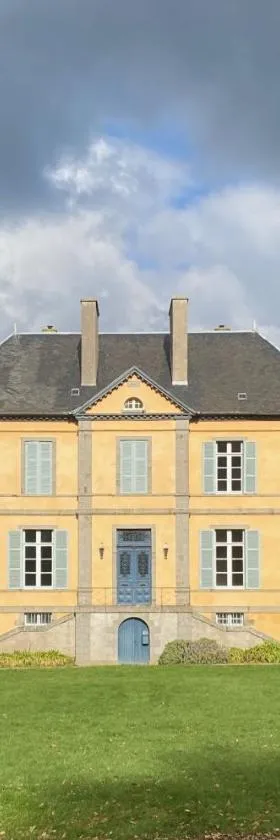 Le Château des Portes，位于Noyal的酒店