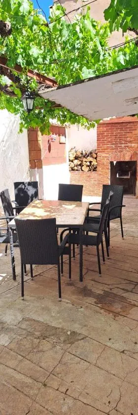 Casa de La Parra，位于Valverde de Júcar的酒店
