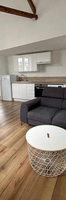 Superbe duplex plein centre，位于Lamballe Armor的酒店