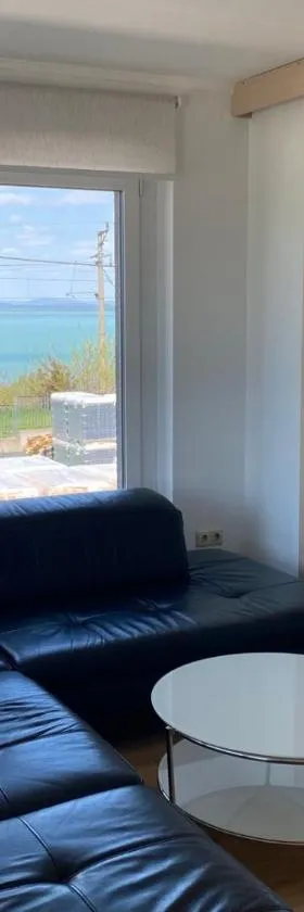 Hedon Brewery Apartments - 200 meter to the Beach，位于鲍洛通维拉戈什的酒店