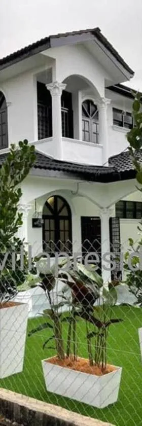 Villa President Homestay -4 bedroom Aircond WIFI Vacations Home，位于Kampung Kerangi的酒店