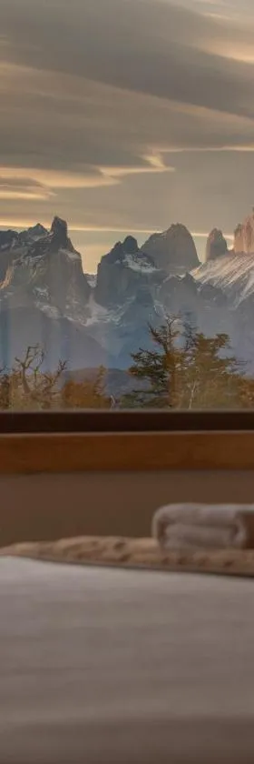 日光与马潘帕山林小屋，位于百内三塔的酒店