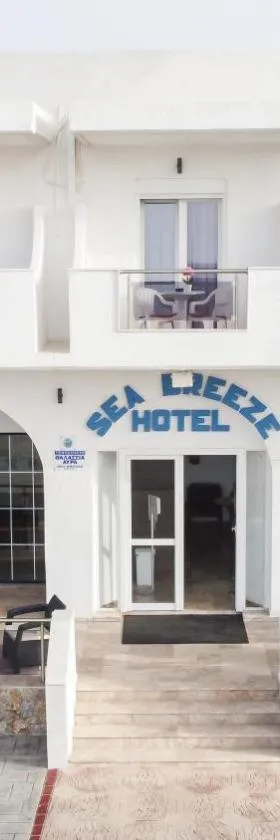 Sea Breeze Hotel，位于马斯蒂查里的酒店