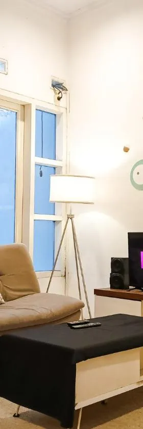 Sleep House Cirebon Homestay，位于井里汶的酒店