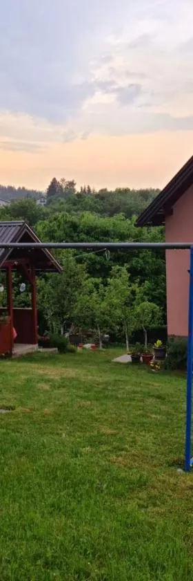 Villa Miševići，位于哈季奇的酒店