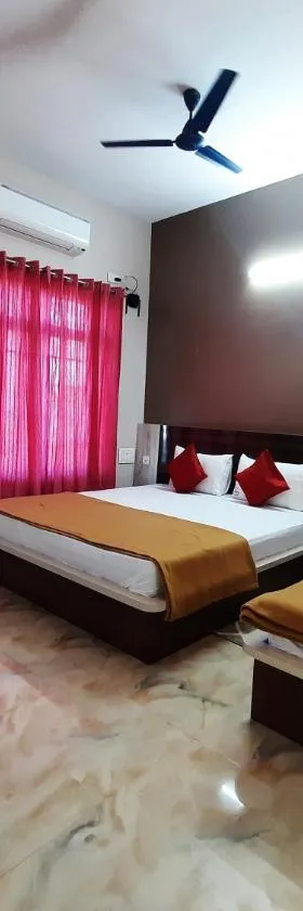 Hotel Golden Heights Gokarna，位于戈卡尔纳的酒店