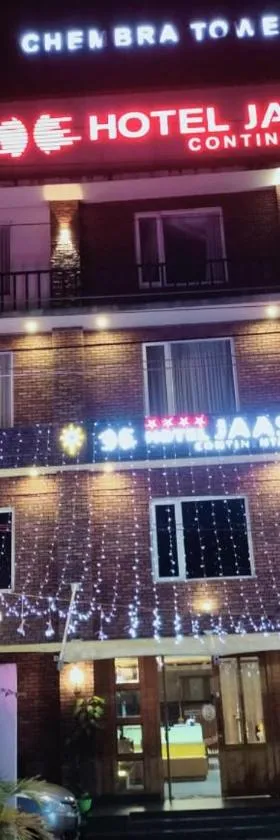 HOTEL JAAS CONTINENTAL，位于Edappāl的酒店