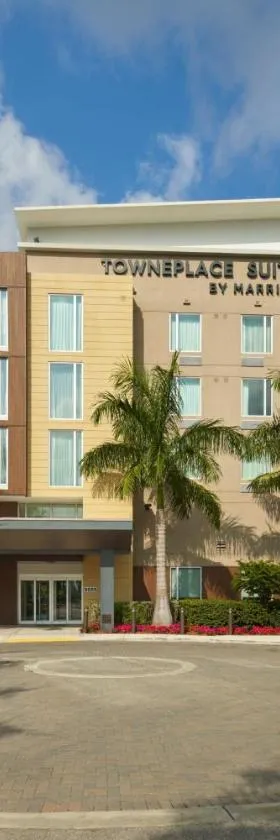 TownePlace Suites Miami Kendall West，位于肯代尔的酒店