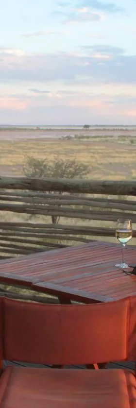 Suricate Tented Kalahari Lodge，位于Hoachanas的酒店