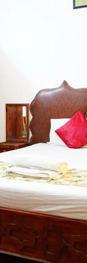 Hotel Magnolia Mallroad Manali，位于马拉里的酒店