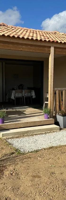 Cottage parc résidentiel de loisir，位于Saubrigues的酒店