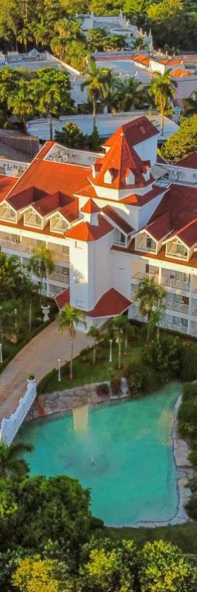 Mavsa Resort，位于塞萨里乌兰日的酒店