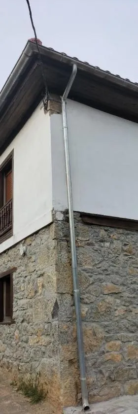 CASA SANTIBAÑEZ DE LA FUENTE，位于Santibáñez de la Fuente的酒店