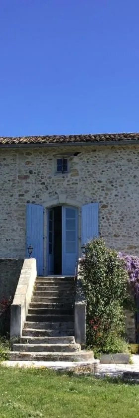 Le Mas de l’Amandier，位于Ribaute-les-Tavernes的酒店