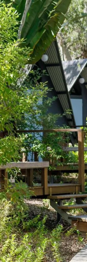 Bounce Magnetic Island and Koala Park - formerly Roamer，位于霍斯舒湾的酒店