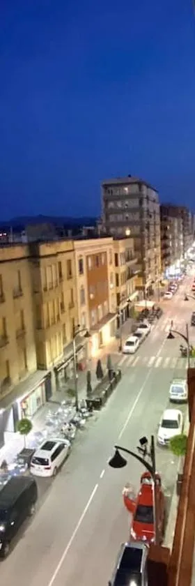 magnífica y moderna vivienda，位于卡拉瓦卡·德·拉·克鲁斯的酒店