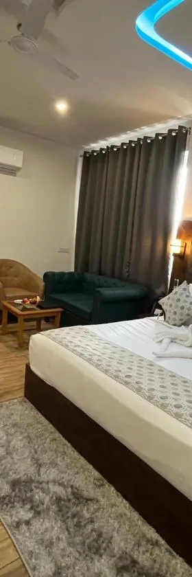 Click Collection The Abode, Dharamshala，位于达兰萨拉的酒店