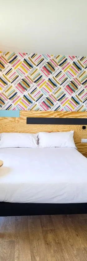 greet hotel Castets Coeur des Landes，位于卡斯泰的酒店