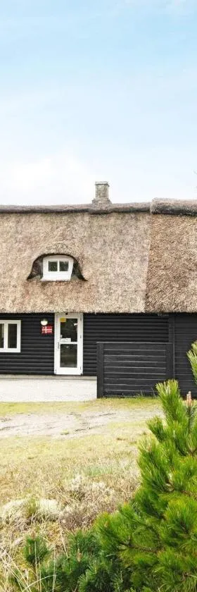 6 person holiday home in Rømø，位于Vesterhede的酒店