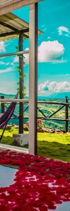 GLAMPING PUNTA CAÑON，位于Villanueva的酒店