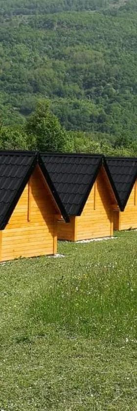 Camp Maglic，位于耶蒂斯特的酒店
