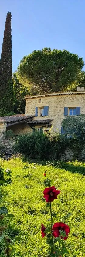 Les Logis de Paban，位于Crestet的酒店