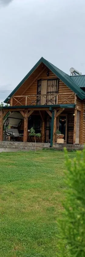 Guest House，位于Strezovce的酒店