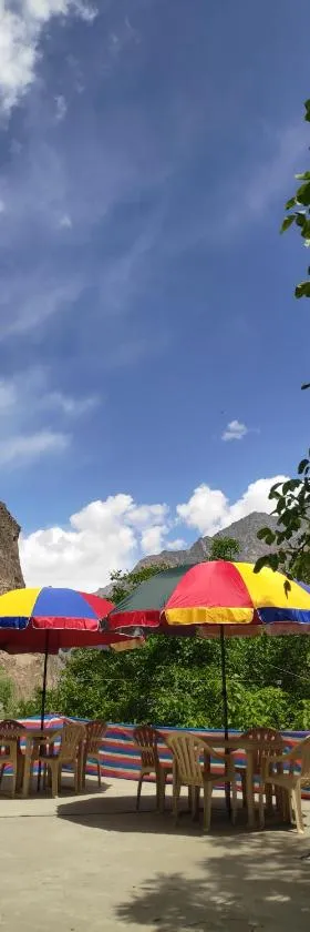 Rainbow guesthouse，位于Turtok的酒店