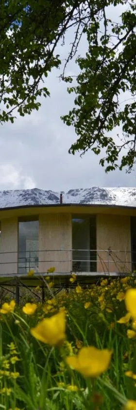 Nature Rooms cabin，位于Dzhiviskli的酒店