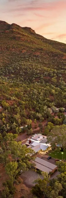 Discovery Resorts - Wilpena Pound，位于弗林德斯山脉的酒店