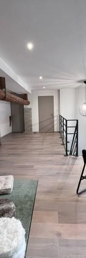 Gîte Chantoiseaux，位于Belmont-sur-Buttant的酒店