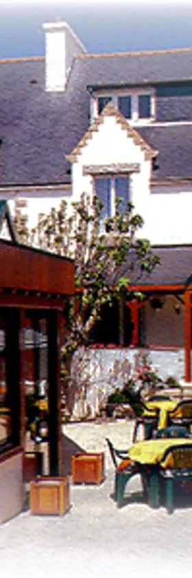 洛神酒店，位于Saint-Guénolé的酒店