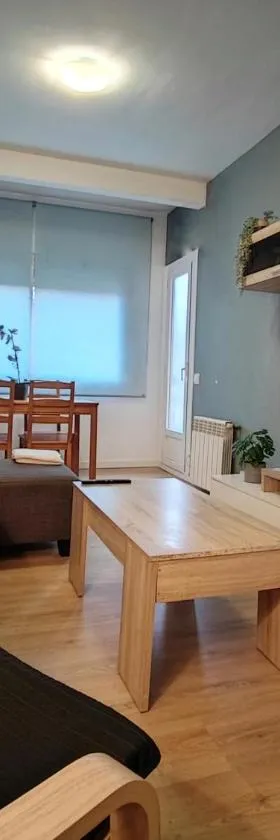 LG DownTown Sabadell Apartment，位于萨瓦德尔的酒店