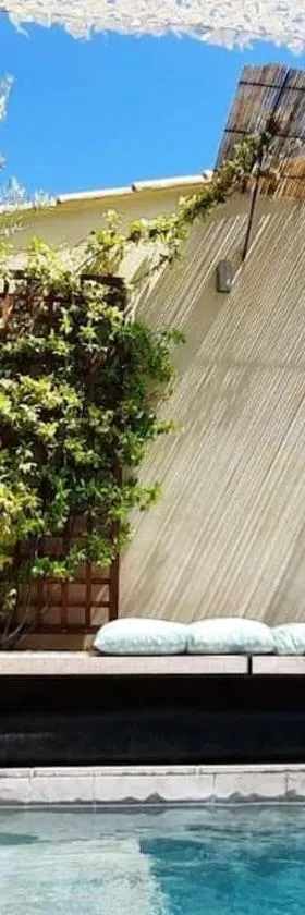 Maison de village 4 étoiles avec piscine privee，位于Villars的酒店
