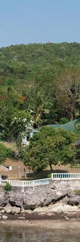 Karlsson's Guesthouse，位于拉雷纳的酒店