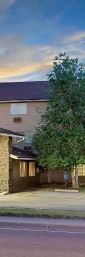 Affordable Inns Evanston，位于埃文斯顿的酒店