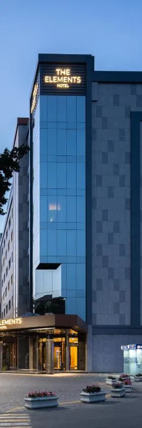 THE ELEMENTS HOTEL，位于塔什干的酒店